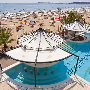 Apartmanhotel Golden Rainbow, Napospart